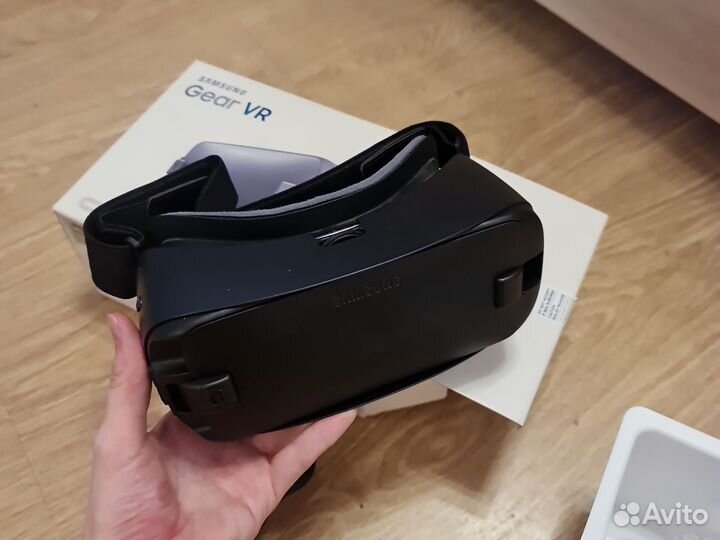 Samsung gear vr + пульт