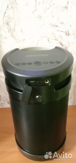 Портативная колонка