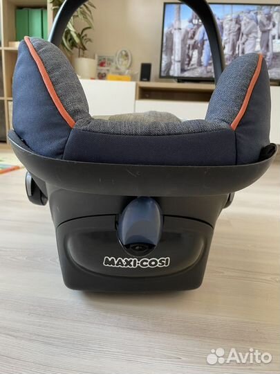 Детское автокресло maxi cosi cabriofix 0+