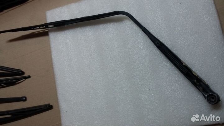 Vanette bongo Поводок заднего дворника