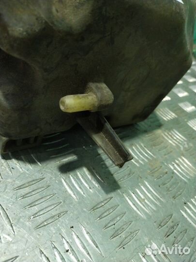 Бачок расширительный Chrysler Sebring седан 2.4Л