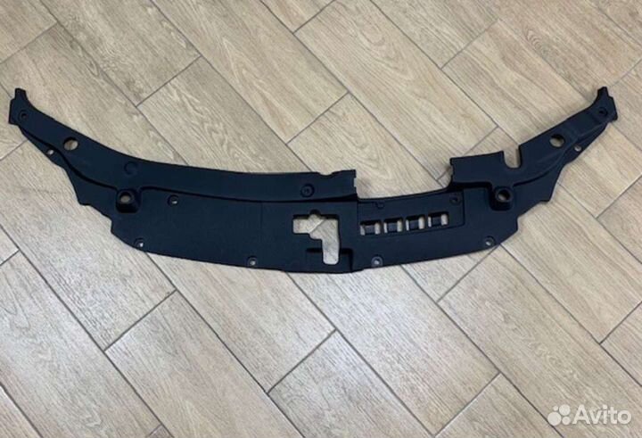 Накладка телевизора Toyota Camry V55