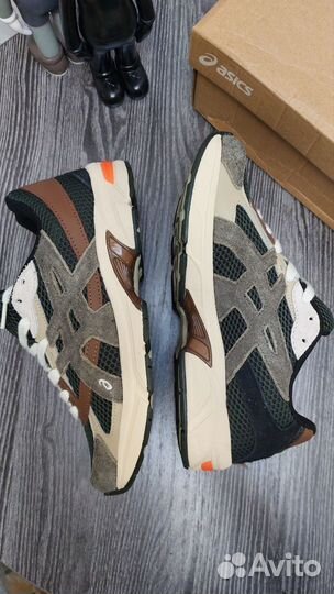 Кроссовки Asics