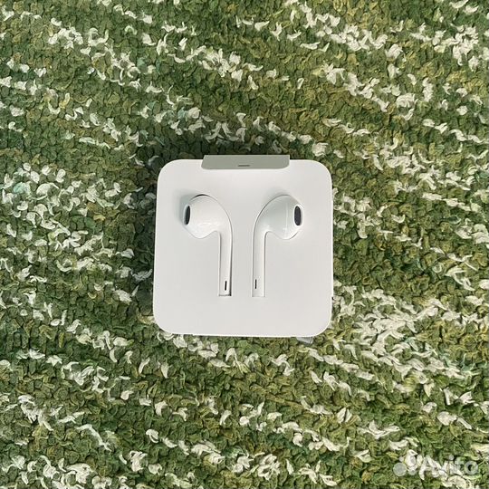 Наушники Apple earpods lightning