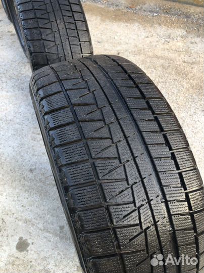 Bridgestone Blizzak Ice 225/50 R17