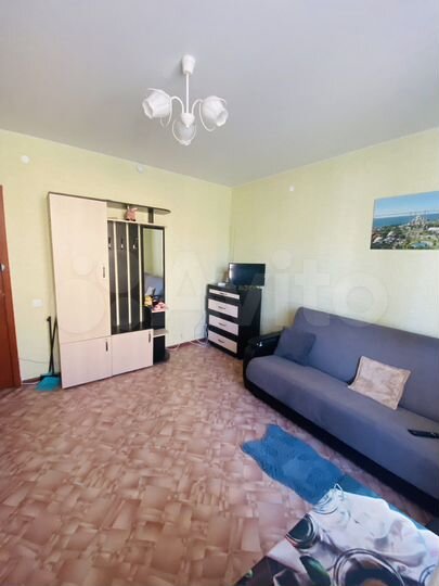 Комната 21,7 м² в 5-к., 1/4 эт.