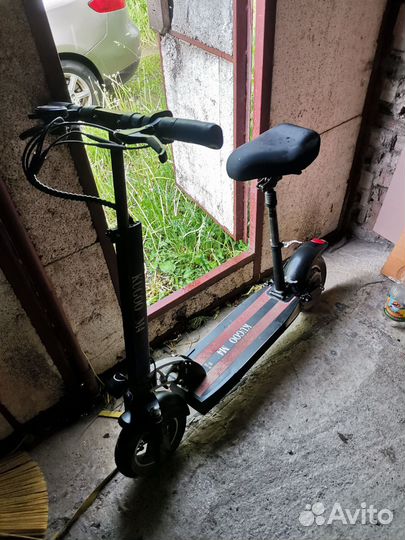 Самокат взрослый электрический бу