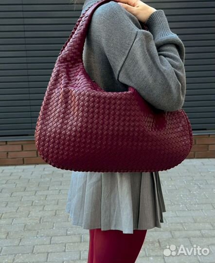Сумка хобо плетеная винного цвета