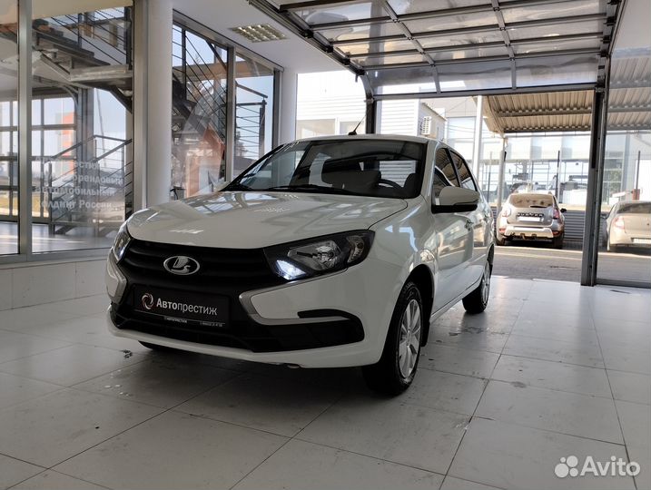 LADA Granta 1.6 МТ, 2022, 52 996 км