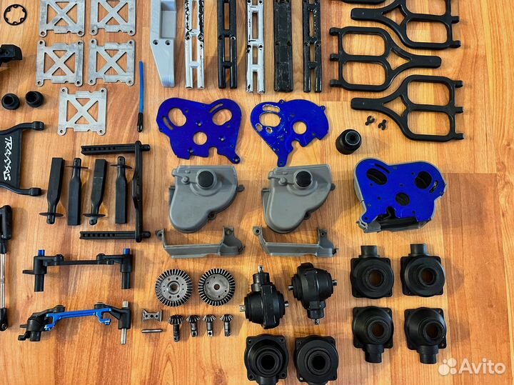 Запчасти для traxxas e-maxx 1/10 1/8