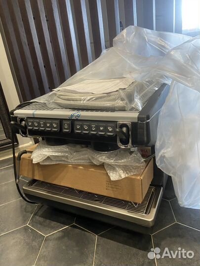 Кофемашина Simonelli Appia Life Compact 2 Gr V