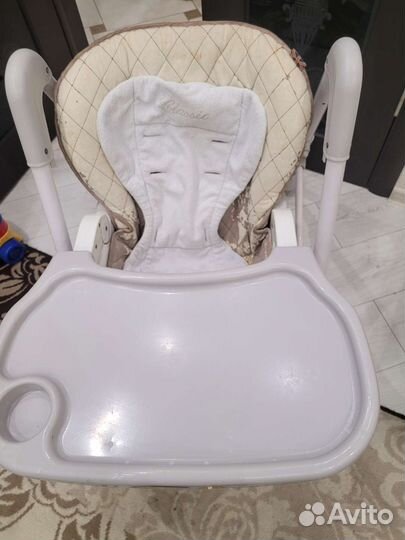 Детский стульчик для кормления