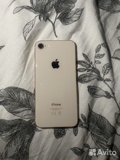 iPhone 8, 128 ГБ