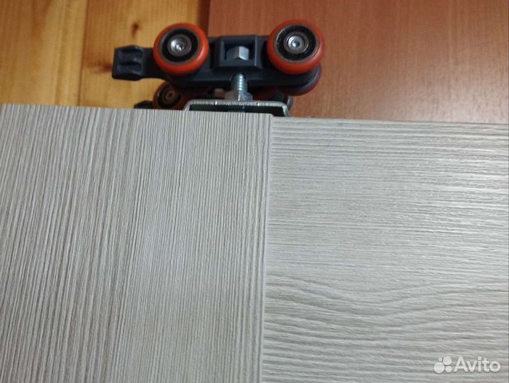 Двери межкомнатные - купе, рейлинг направляющий