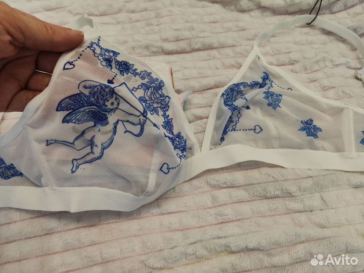 Бюстгальтер