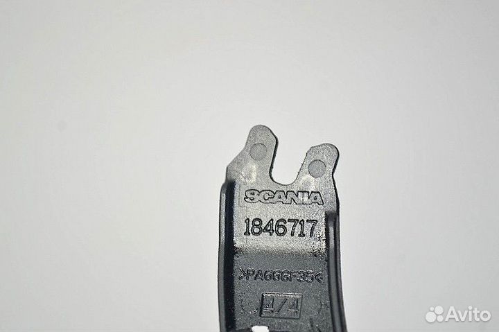 Кронштейн проводки scania R-series (01.04)