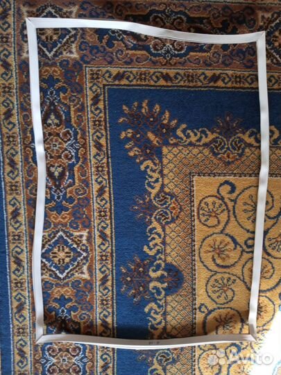 Уплотнитель для морозильной камеры Бирюса-14