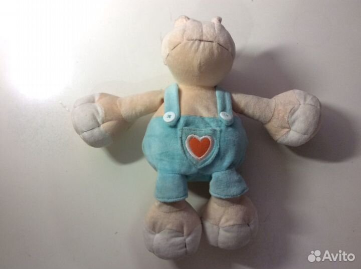 Бегемотик симпатяжка в штанишках на подтяжках