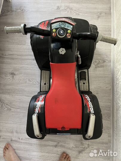 Детский квадроцикл аккумуляторный Peg Perego