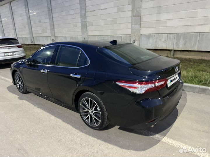 Toyota Camry 2.5 AT, 2023, 9 000 км