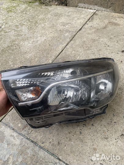 Фара передняя левая веста оригинал