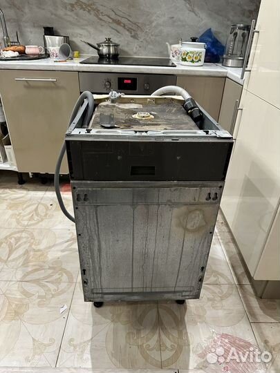 Посудомоечная машина eletrolux (IKEA)