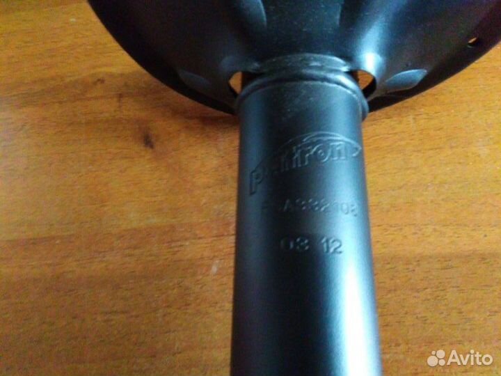 Амортизатор подвески задний правый Hyundai Accent