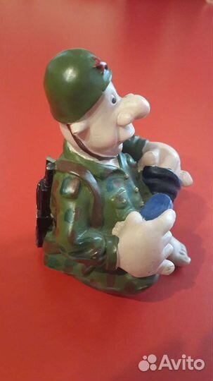 Фигурка солдата