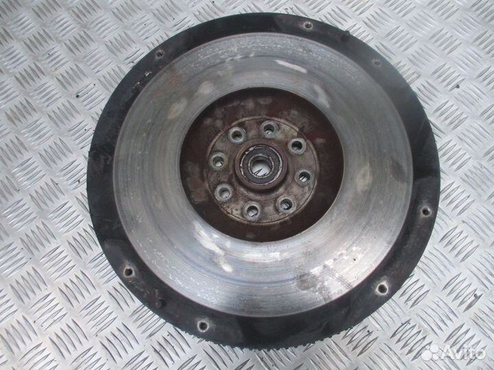 Маховик Iveco 504100951