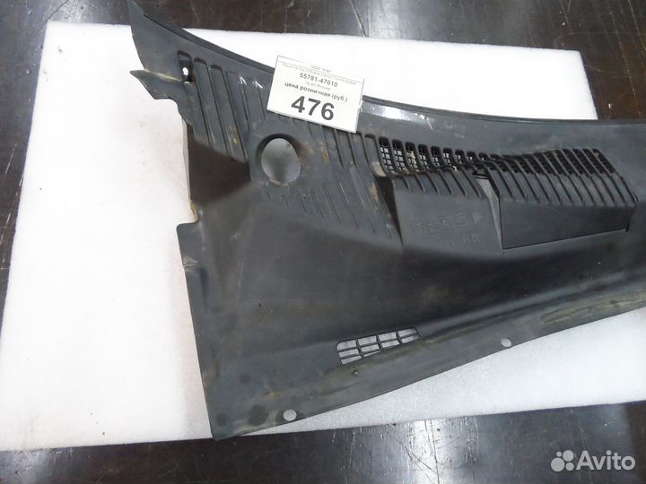 Решетка под лобовое стекло Toyota правая