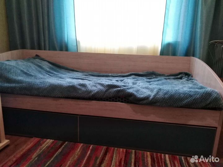 Кровать односпальная