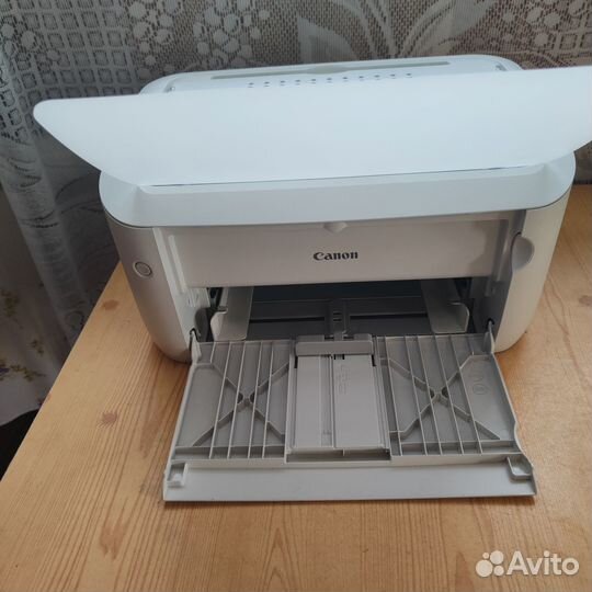 Продается лазерный принтер без царапин и сколов