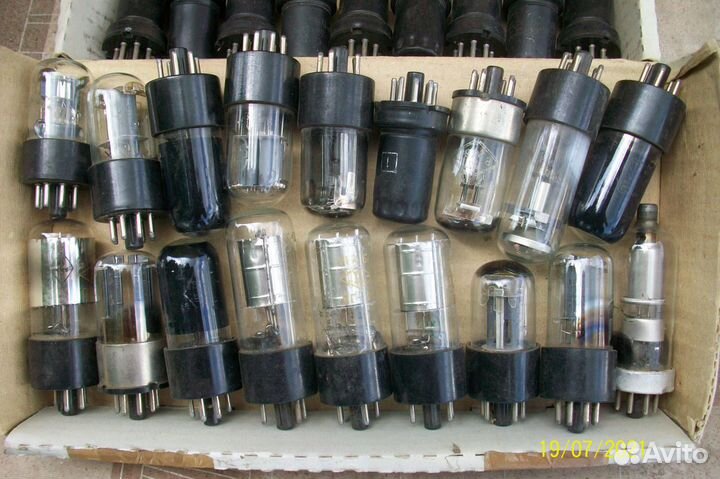 Радиолампы древние и не очень