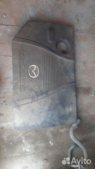 Крышка двигателя Мазда 3 BK 2,0 LF