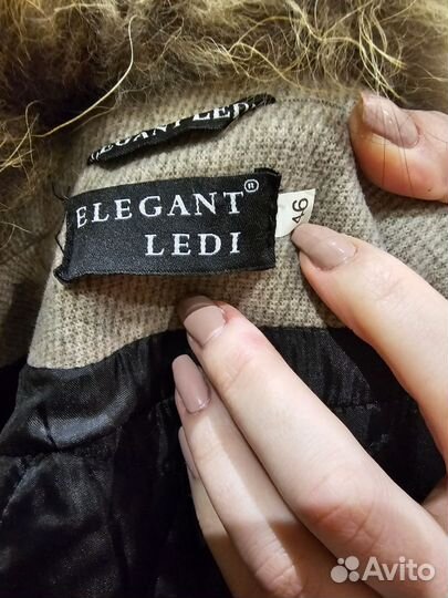 Женское зимнее пальто, воротник писец