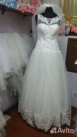 Свадебные платья