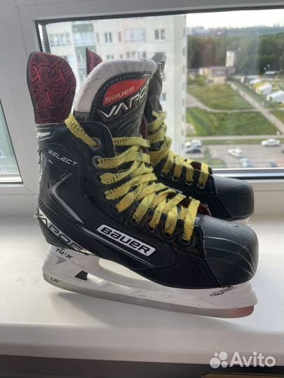 Продам хоккейные коньки bauer vapor X Select