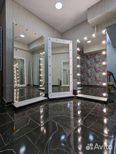 Гримерное зеркало