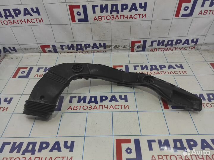 Воздуховод Ford Focus 2 1485769