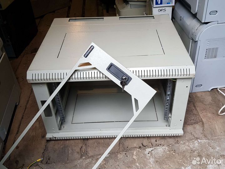 Шкаф телекоммуникационный 6 юнитов