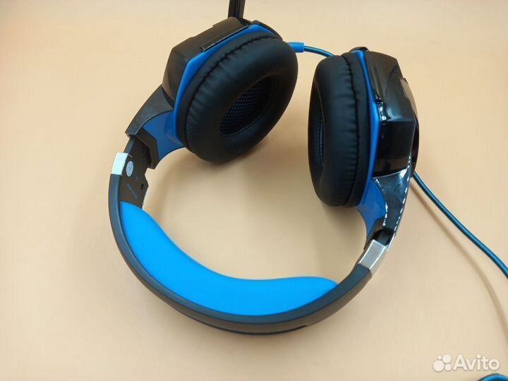 С дефектом 835897 Игровые наушники с микрофоном