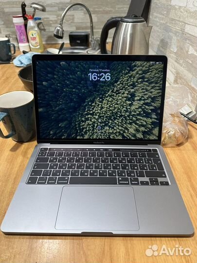 Macbook pro 13 2020 i5 16gb 512