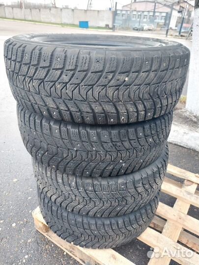 Michelin X-Ice North XIN3 195/65 R15 95T