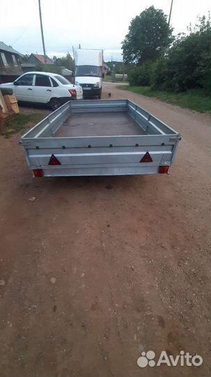 Прицеп на легковой автомобиль 3.50 1.80