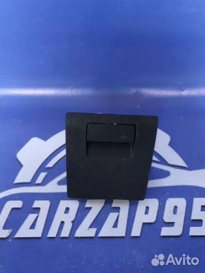 Крышка накладки торпеды Toyota Camry V70