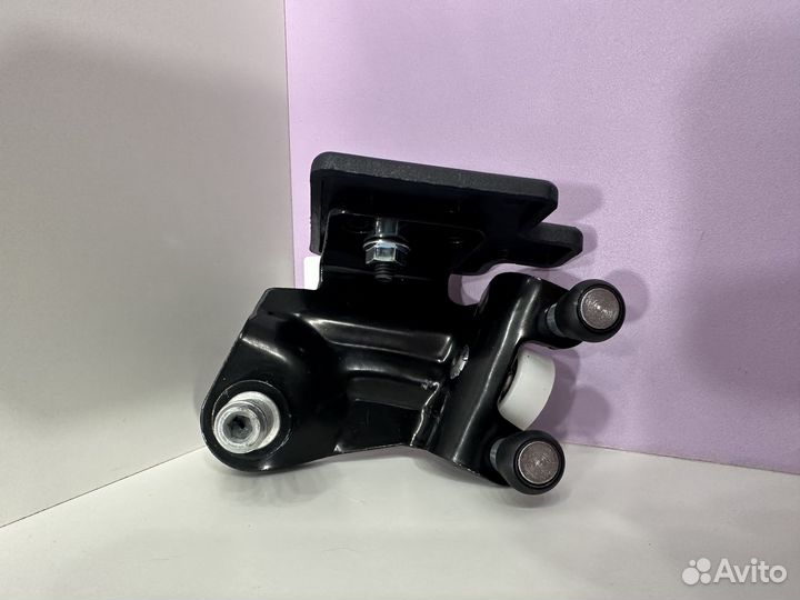 Ролик нижний сдвижной двери Fiat Ducato 250