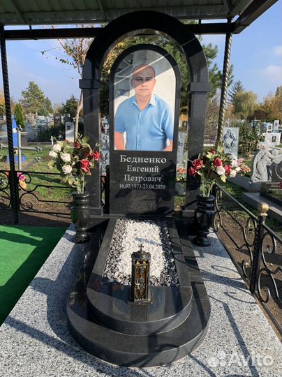 Памятники на могилу (гранит, мрамор)