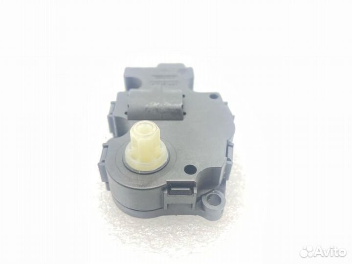 Сервопривод заслонок печки Mercedes-Benz E-Class