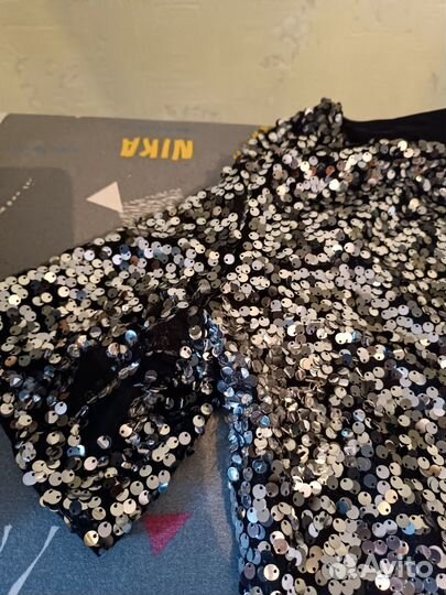 Блуза HM с пайеткаи