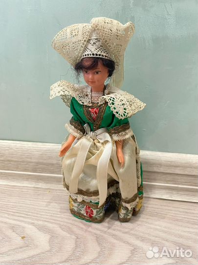 Кукла сувенирная